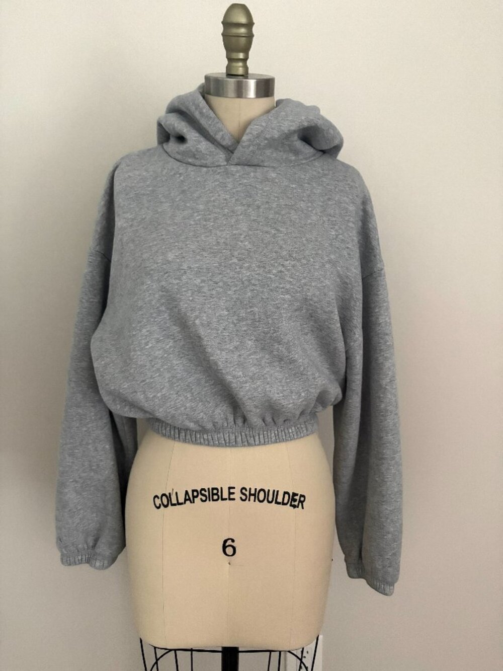 Zara Grey Cropped Hoodie Bubble Hem Gray Pullover Athleisure Sporty Chic Comfy S